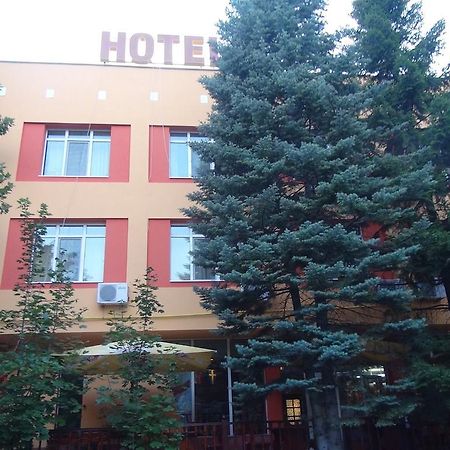 Family Hotel Familya รูเซ ภายนอก รูปภาพ