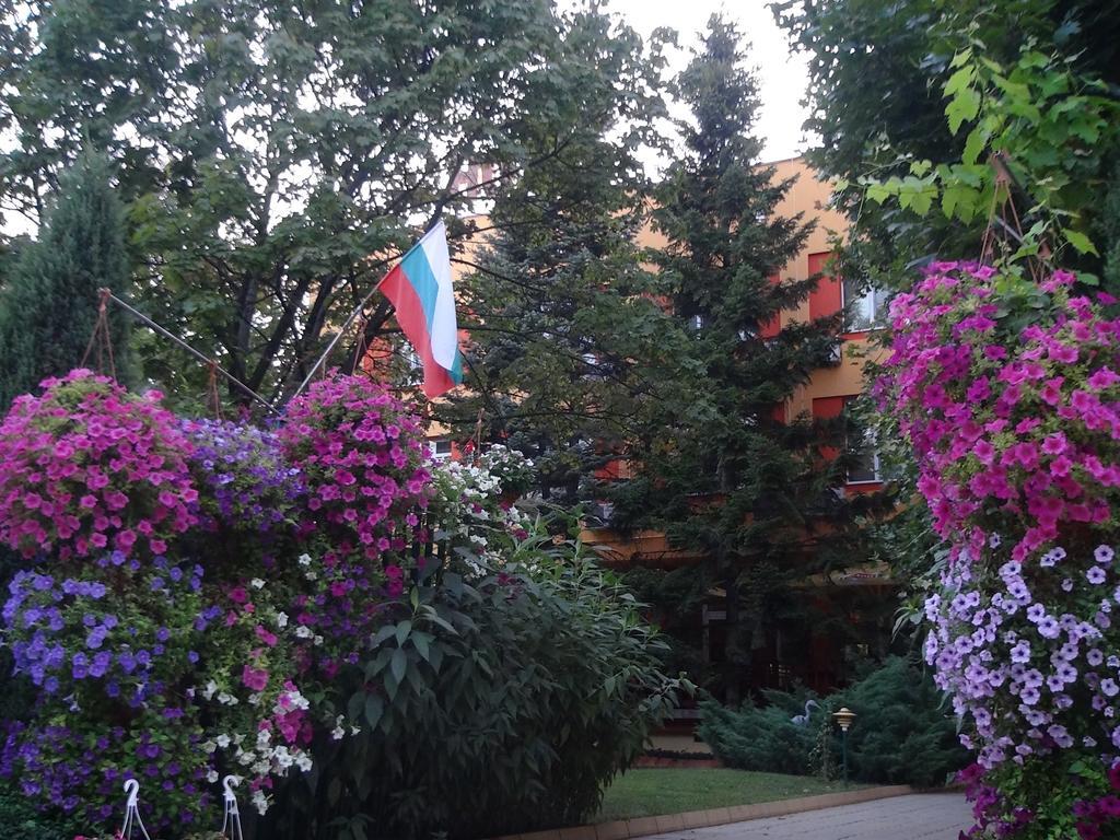Family Hotel Familya รูเซ ภายนอก รูปภาพ