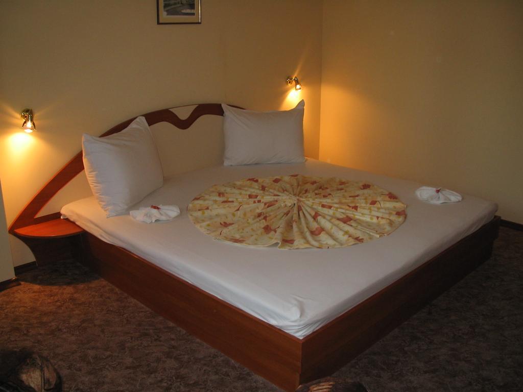 Family Hotel Familya รูเซ ภายนอก รูปภาพ